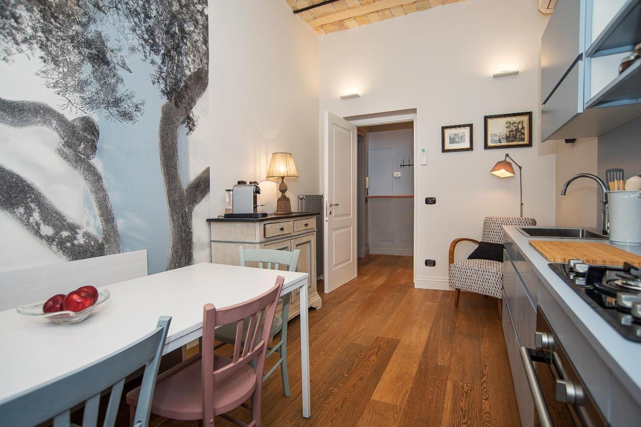 Likeyourhome, 80 Sq M Luxury Apartment With Jacuzzi, In Trastevere District 로마 외부 사진